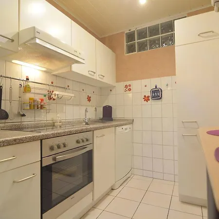 Spacious Apartment In Ulmen With Garden