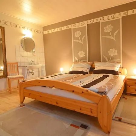 Spacious Apartment In Ulmen With Garden Apartment *
