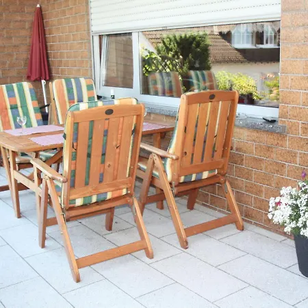 Spacious Apartment In Ulmen With Garden Ulmen