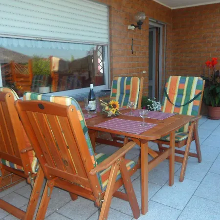 Spacious Apartment In Ulmen With Garden *